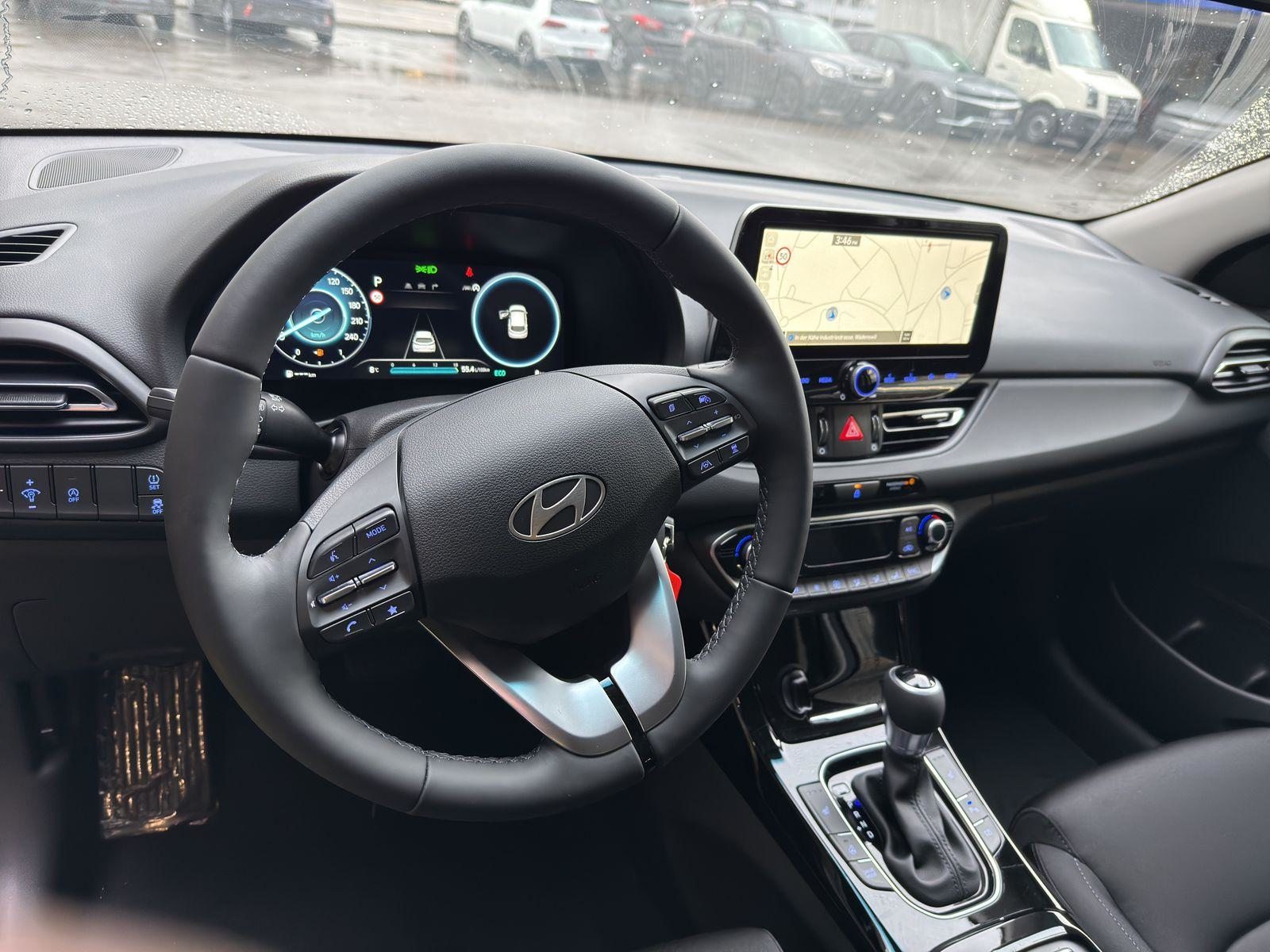 HYUNDAI i30 1.5 T-GDi Amplia, Mild-Hybrid Petrol/Electric, New car, Automatic - 6