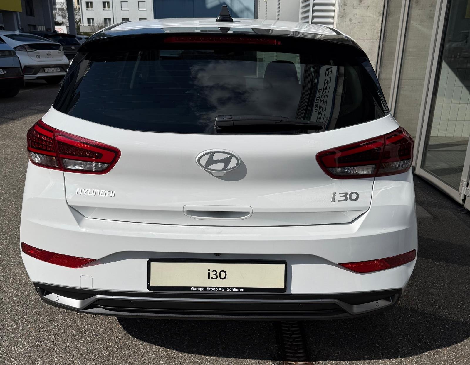 HYUNDAI i30 1.6 T-GDi Amplia, Mild-Hybrid Petrol/Electric, New car, Automatic - 4