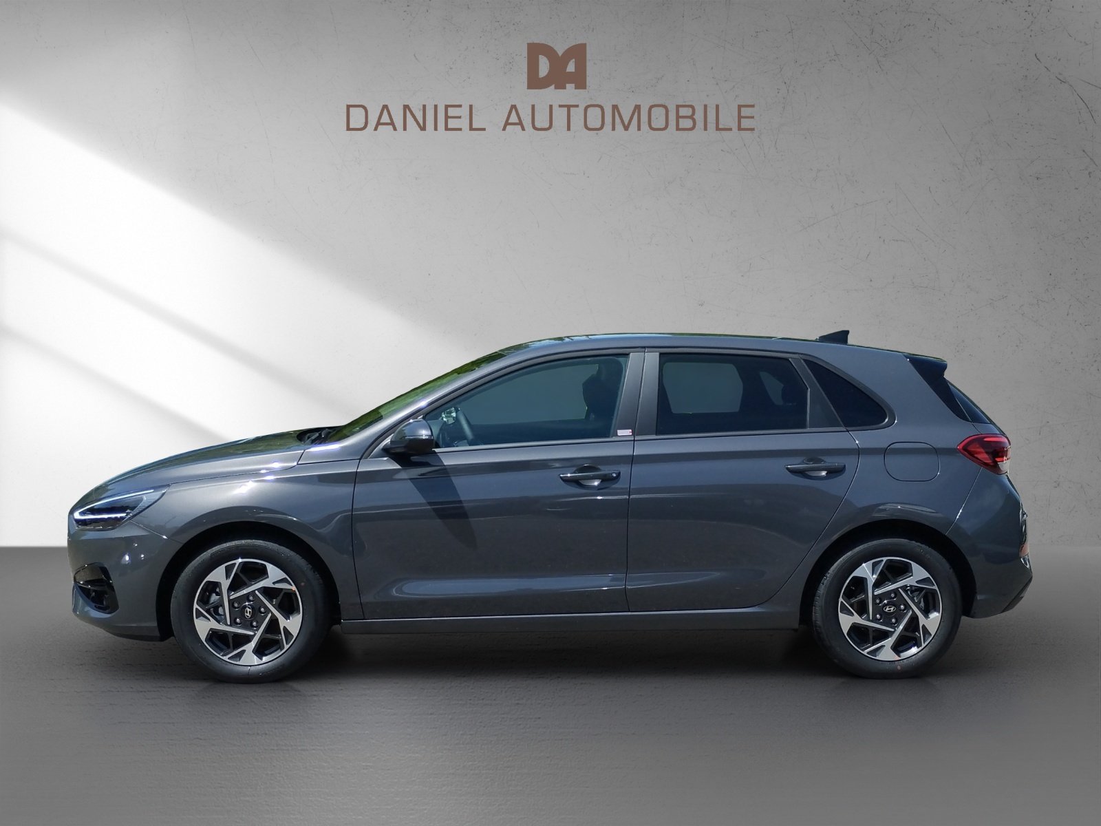 HYUNDAI i30 1.6 T-GDi Amplia, Essence, Voiture nouvelle, Automatique - 4