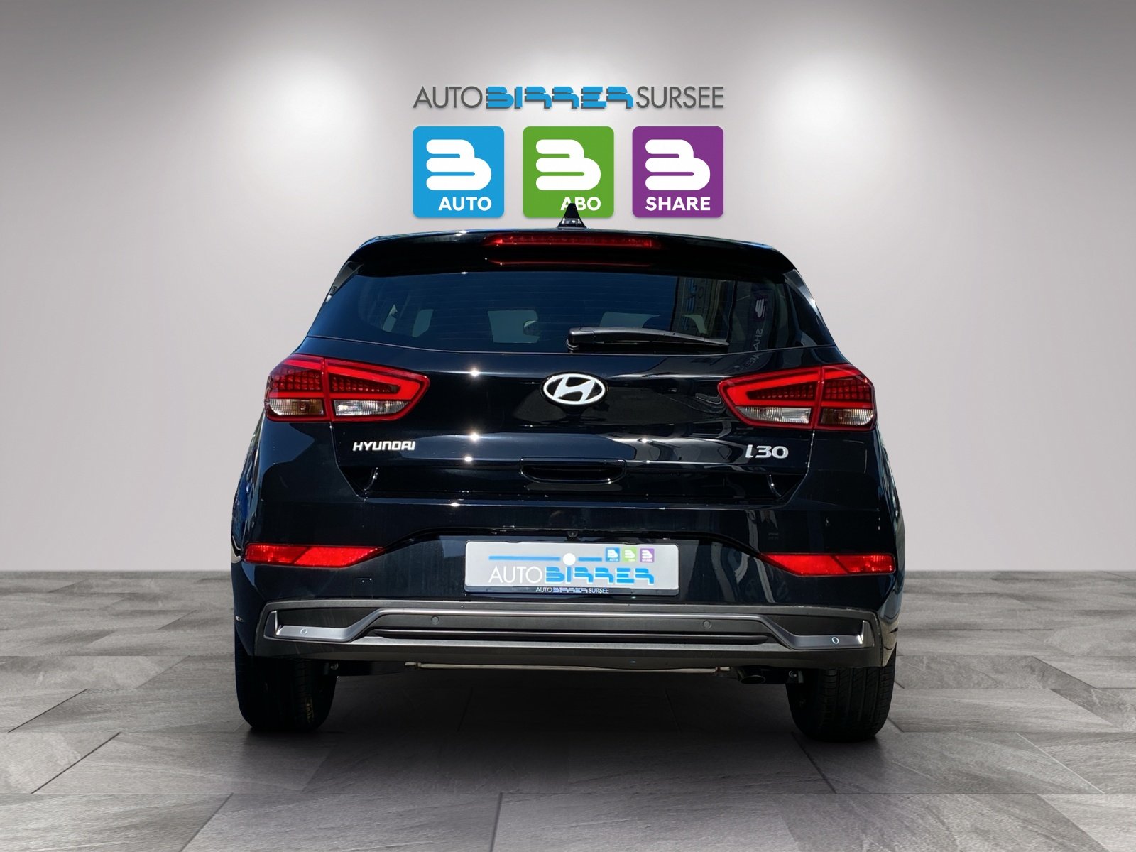 HYUNDAI i30 1.5 T-GDi Amplia, Mild-Hybrid Petrol/Electric, New car, Automatic - 6