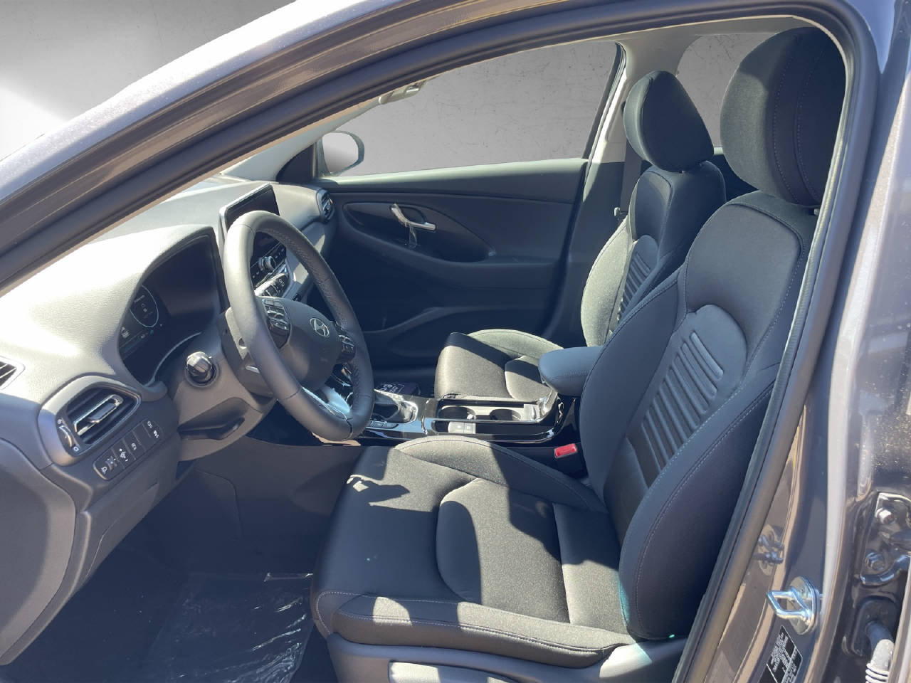 HYUNDAI i30 1.6 T-GDi Amplia MY25, Mild-Hybrid Benzin/Elektro, Neuwagen, Automatik - 5
