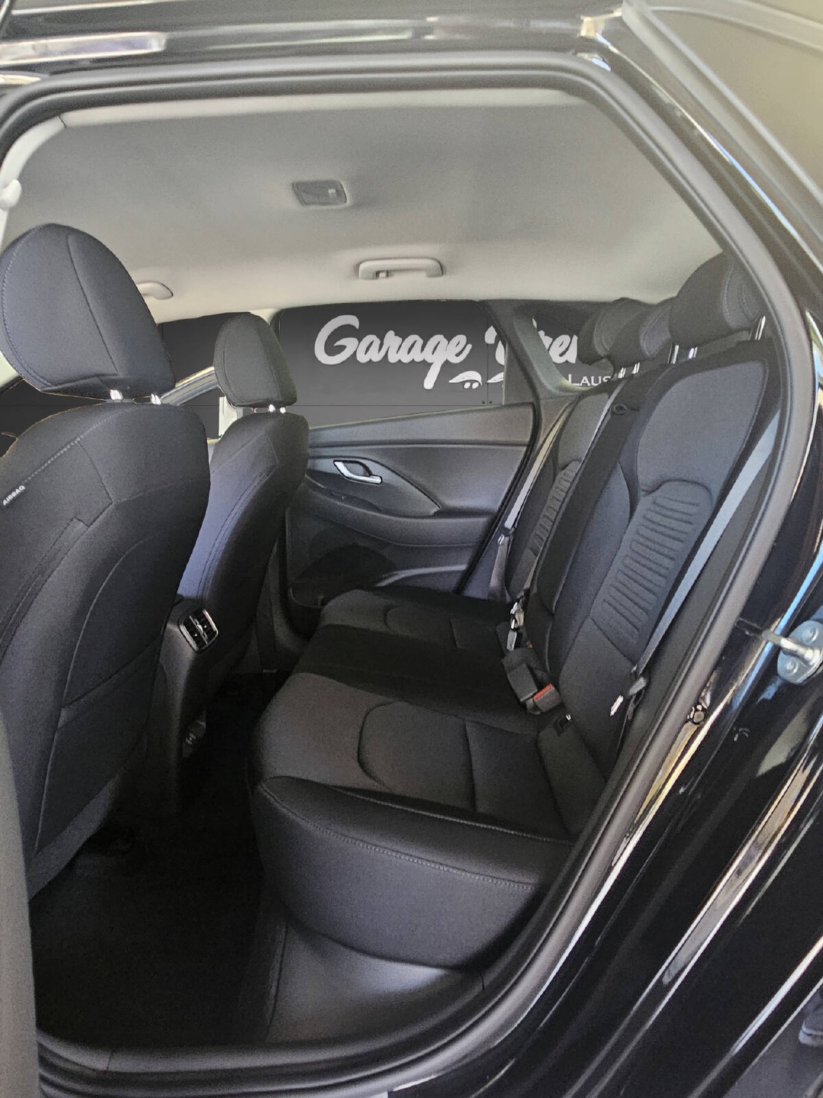 HYUNDAI i30 1.5 T-GDi Amplia, Mild-Hybrid Petrol/Electric, New car, Automatic - 4