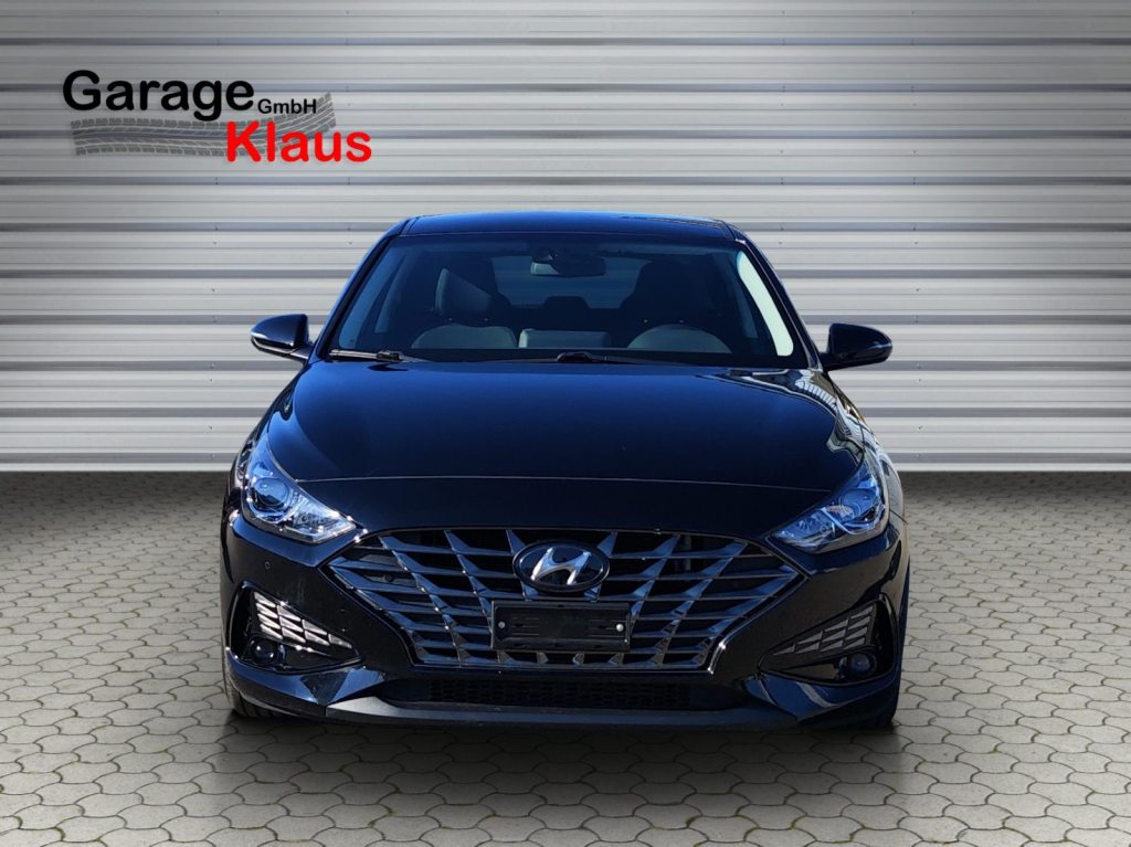 HYUNDAI i30 1.5 T-GDi Amplia 48V MH DCT, Mild-Hybrid Petrol/Electric, Second hand / Used, Automatic - 2