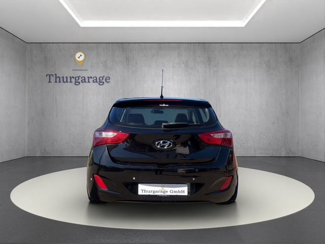 HYUNDAI 1.4 Comfort, Benzin, Occasion / Gebraucht, Handschaltung - 5