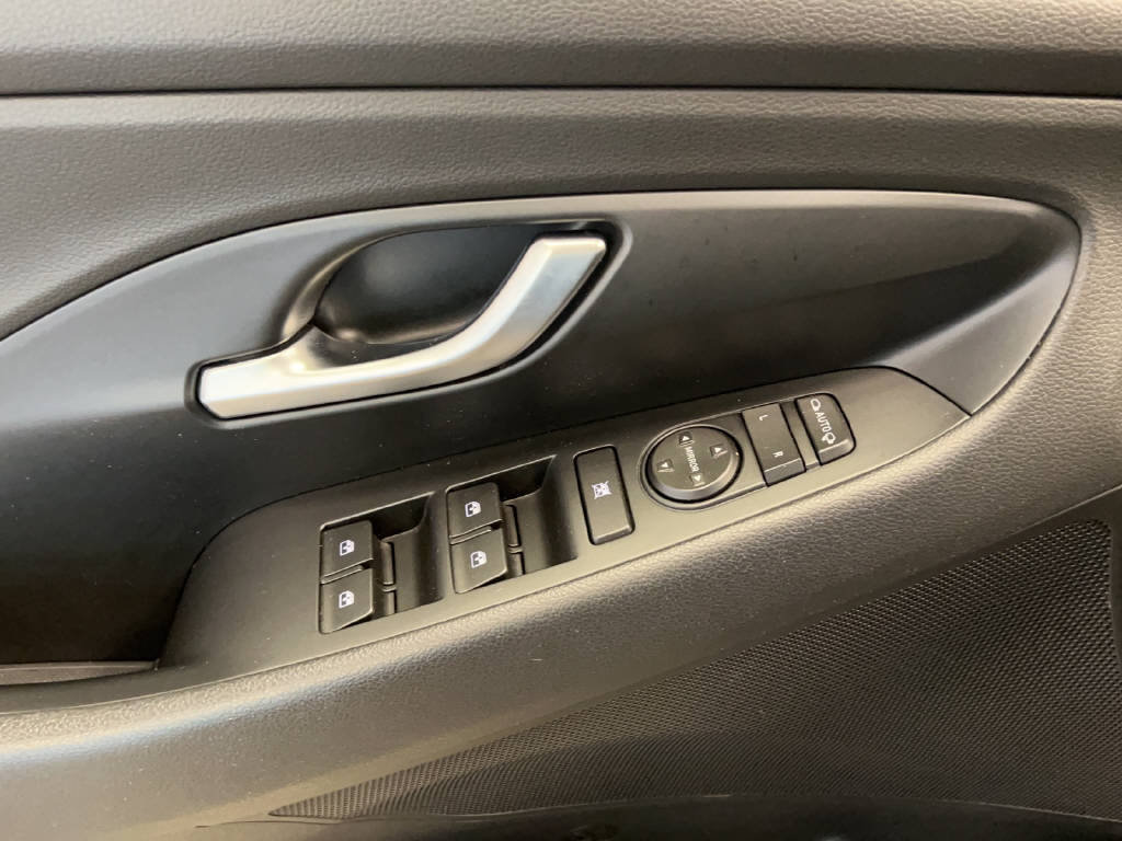 HYUNDAI i30 1.5 T-GDi Amplia, Hybride Leggero Benzina/Elettrica, Occasioni / Usate, Manuale - 3