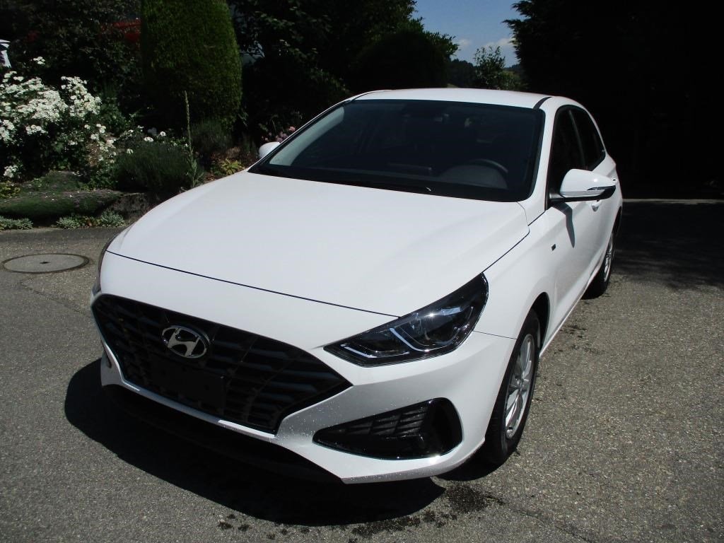 HYUNDAI i30 1.0 T-GDi Origo 48V MH iMT, Mild-Hybrid Benzin/Elektro, Occasion / Gebraucht, Handschaltung - 2