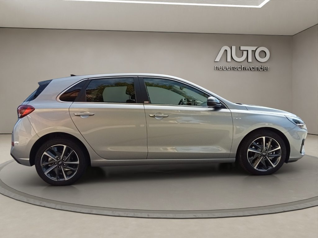 HYUNDAI i30 1.5 T-GDi Vertex, Mild-Hybrid Benzin/Elektro, Occasion / Gebraucht, Automatik - 4