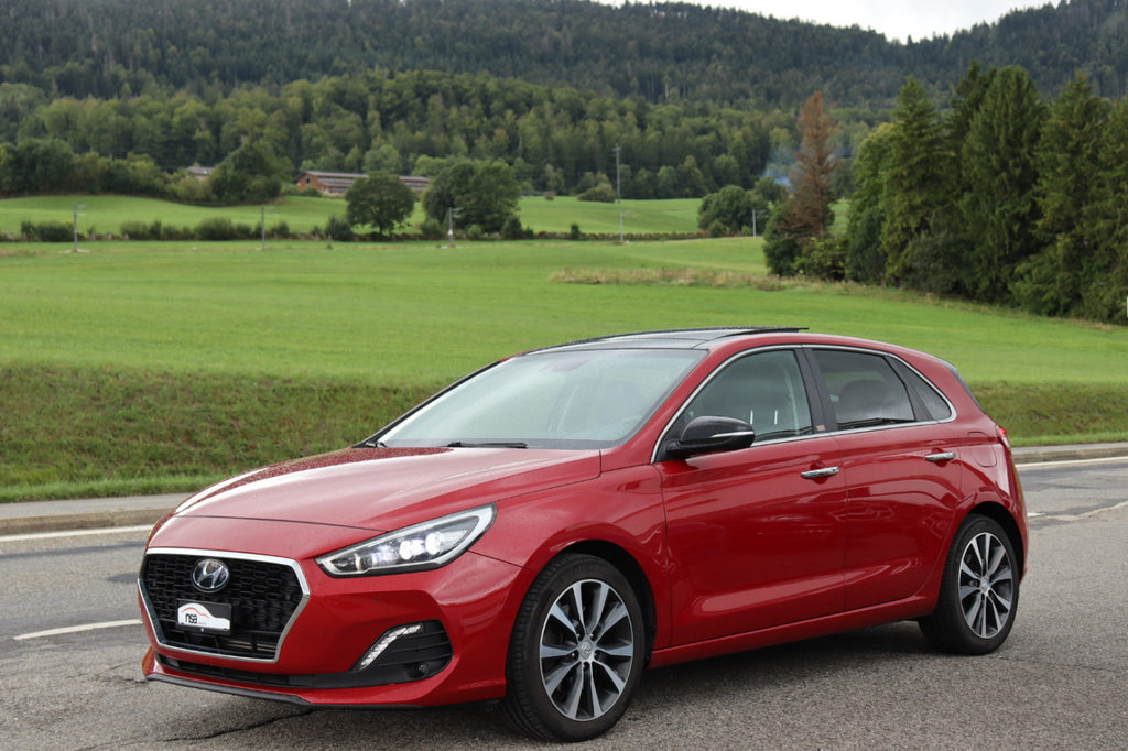 HYUNDAI i30 1.4 T-GDi Vertex, Essence, Occasion / Utilisé, Manuelle - 2