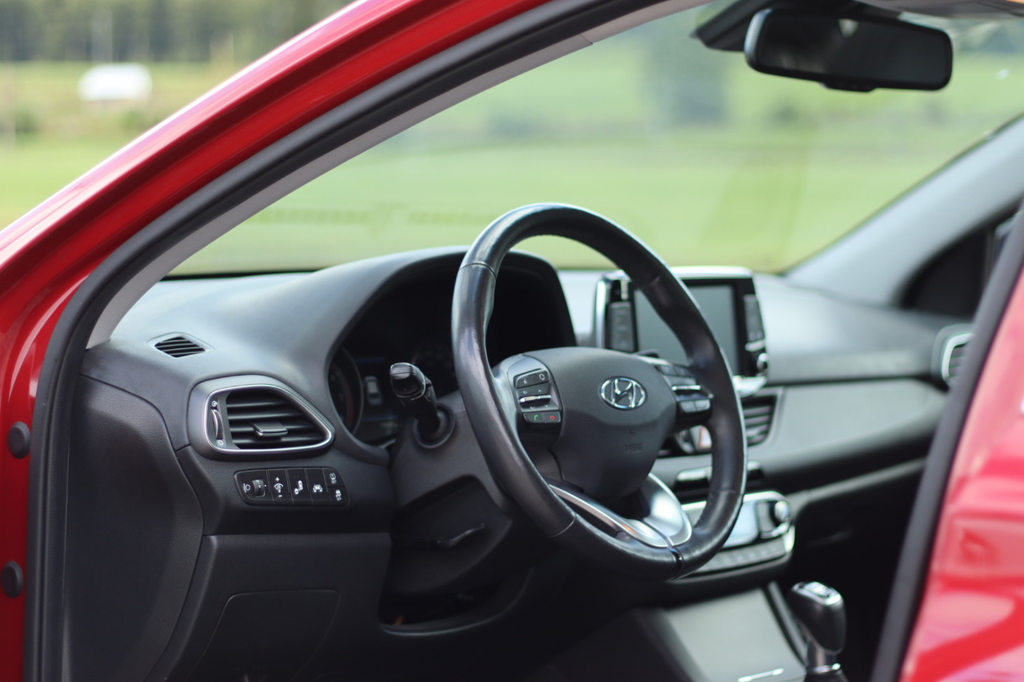 HYUNDAI i30 1.4 T-GDi Vertex, Essence, Occasion / Utilisé, Manuelle - 7
