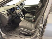 HYUNDAI i30 1.6 GDi Amplia, Essence, Occasion / Utilisé, Manuelle - 4
