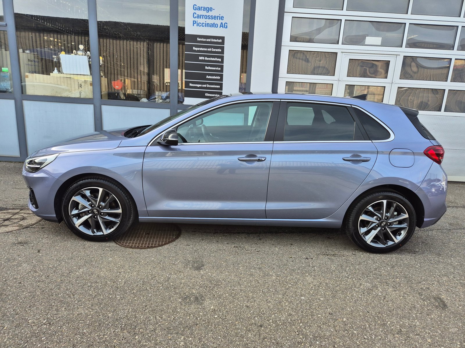 HYUNDAI i30 1.5 T-GDi Vertex 48V MH DCT, Mild-Hybrid Petrol/Electric, Second hand / Used, Automatic - 2