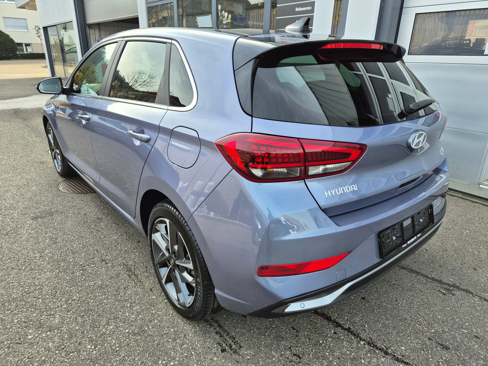 HYUNDAI i30 1.5 T-GDi Vertex 48V MH DCT, Mild-Hybrid Petrol/Electric, Second hand / Used, Automatic - 3