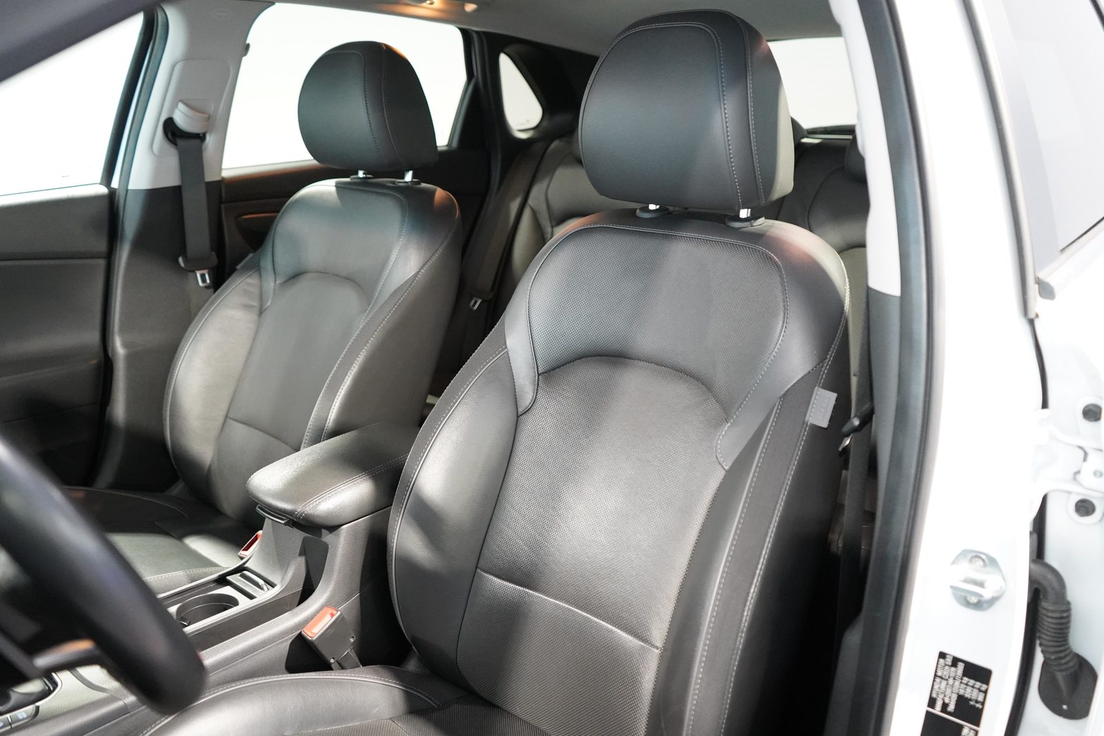 HYUNDAI i30 1.5 T-GDi Vertex, Mild-Hybrid Benzin/Elektro, Occasion / Gebraucht, Automatik - 6