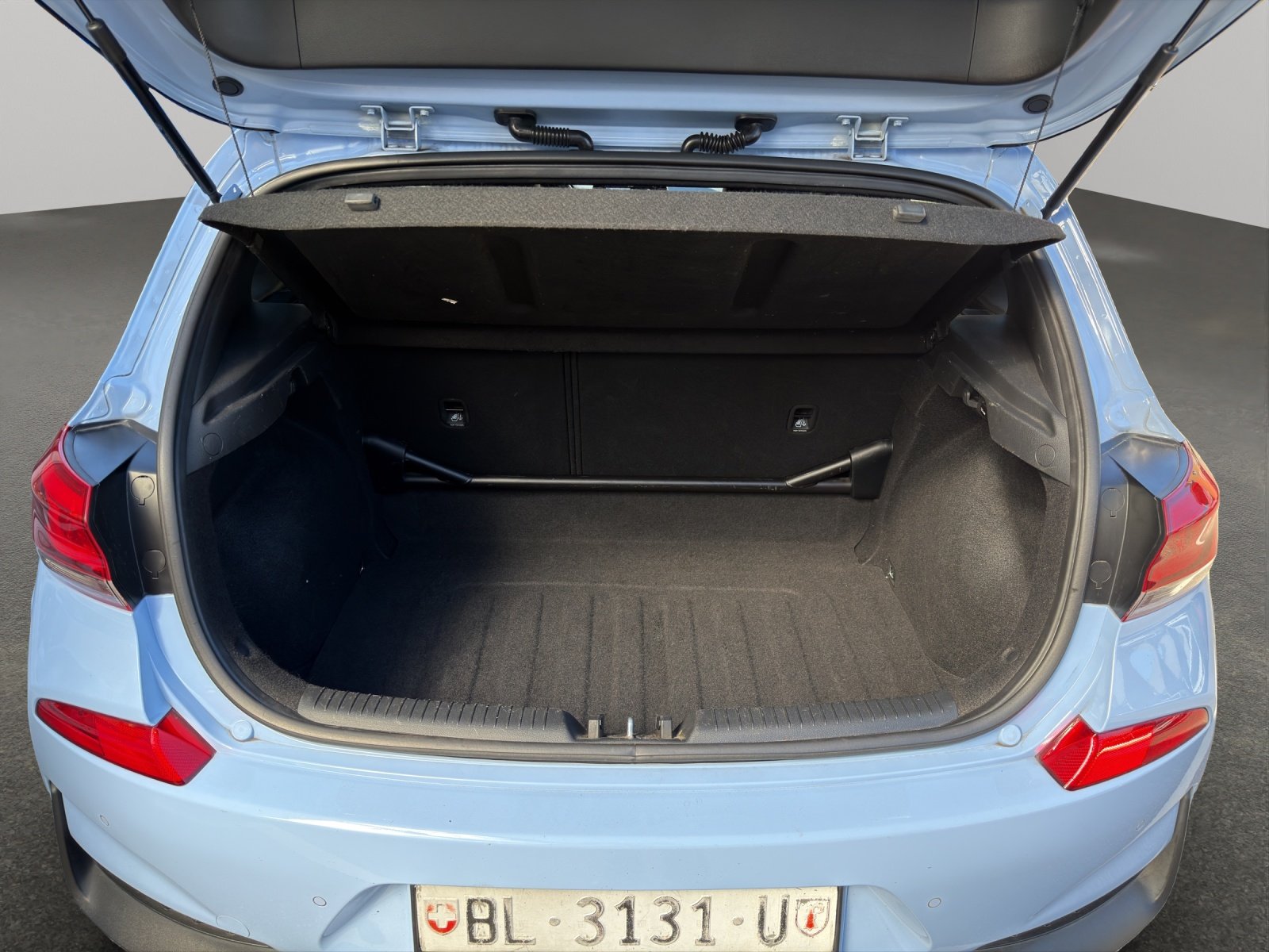 HYUNDAI i30 N 2.0 T-GDi, Benzin, Occasion / Gebraucht, Handschaltung - 6