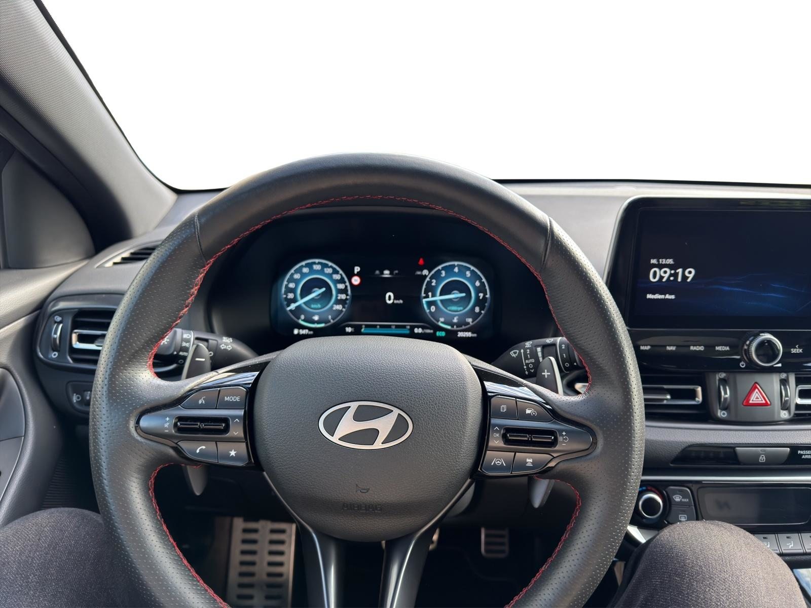 HYUNDAI i30 1.5 T-GDi N-Line, Mild-Hybrid Benzin/Elektro, Occasion / Gebraucht, Automatik - 7
