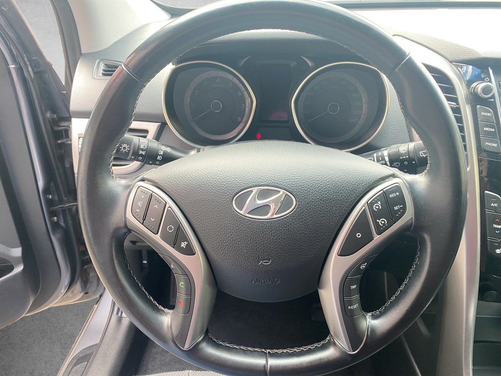 HYUNDAI i30 1.6 GDI Premium, Petrol, Second hand / Used, Manual - 7