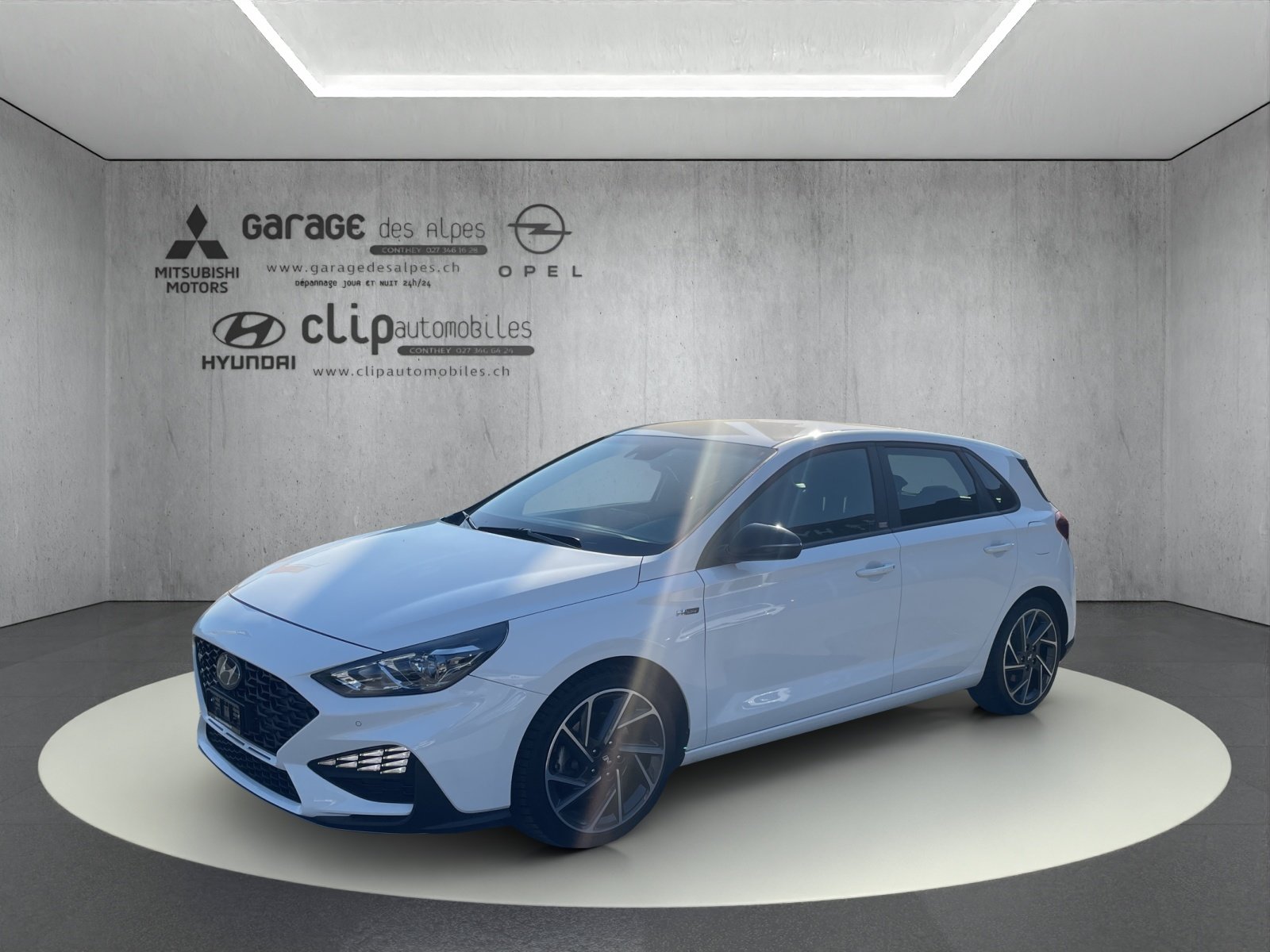 HYUNDAI i30 1.5 T-GDi N-Line, Mild-Hybrid Petrol/Electric, Second hand / Used, Automatic - 3