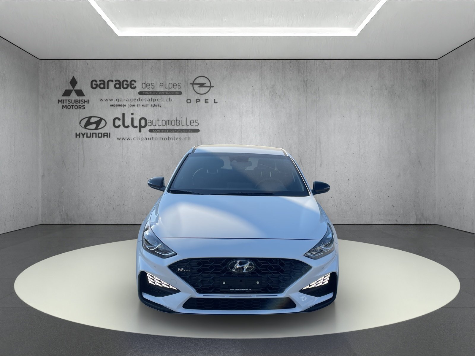 HYUNDAI i30 1.5 T-GDi N-Line, Mild-Hybrid Petrol/Electric, Second hand / Used, Automatic - 4