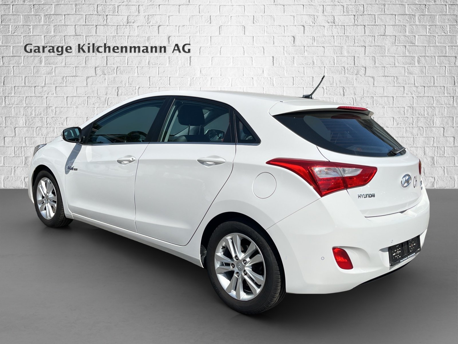 HYUNDAI i30 1.6 GDI Style, Benzin, Occasion / Gebraucht, Handschaltung - 3