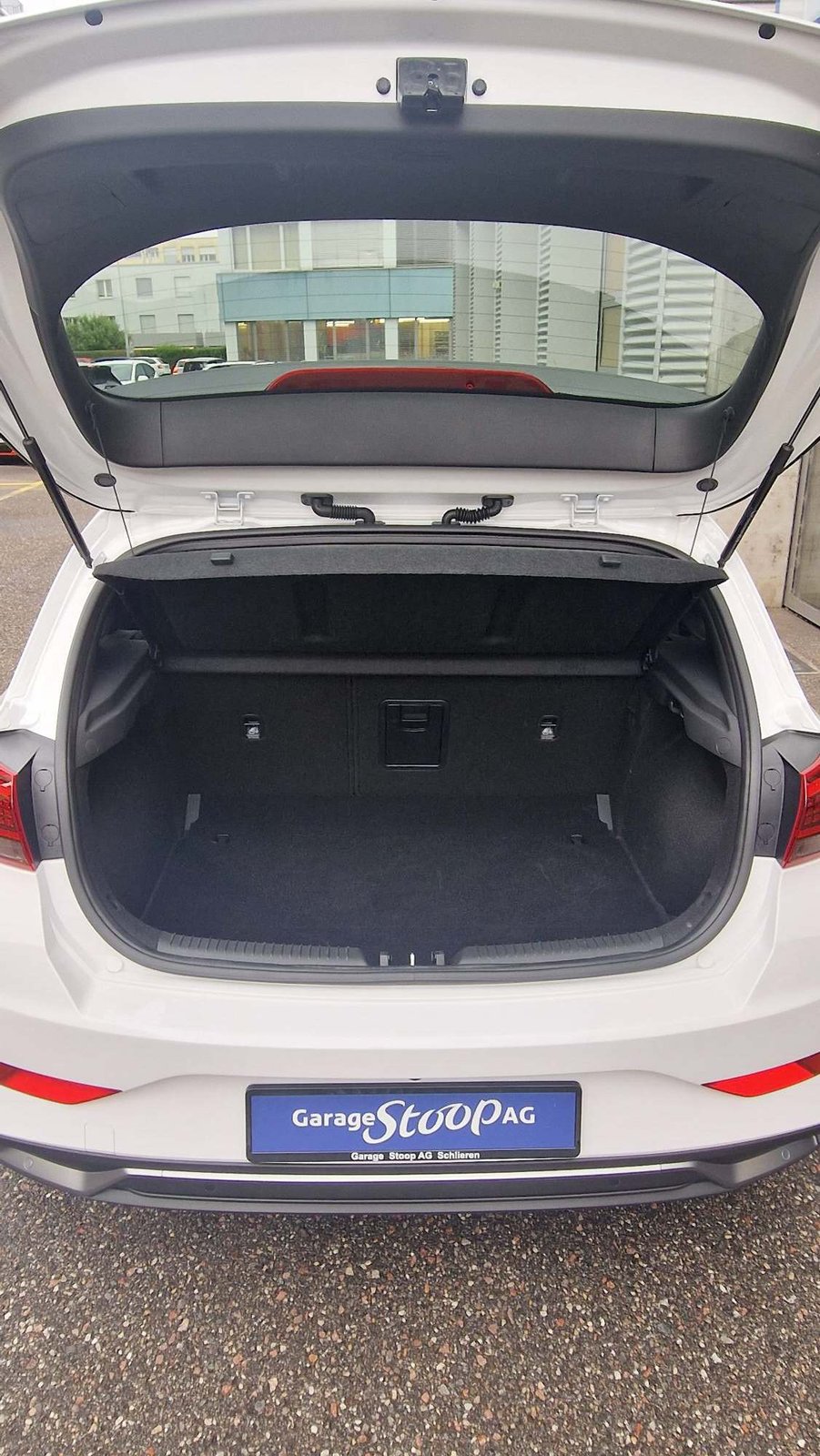 HYUNDAI i30 1.5 T-GDi Vertex, Mild-Hybrid Benzin/Elektro, Occasion / Gebraucht, Automatik - 5