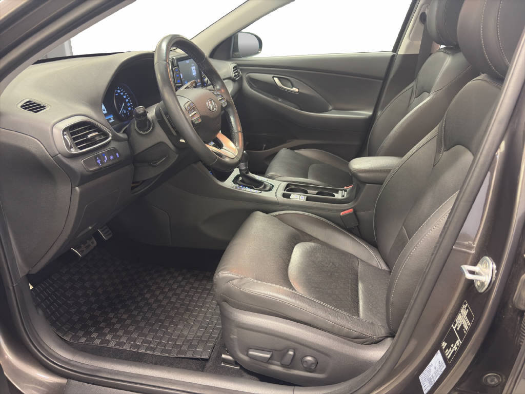 HYUNDAI i30 Fastback 1.4 T-GDi Vertex, Petrol, Second hand / Used, Automatic - 4