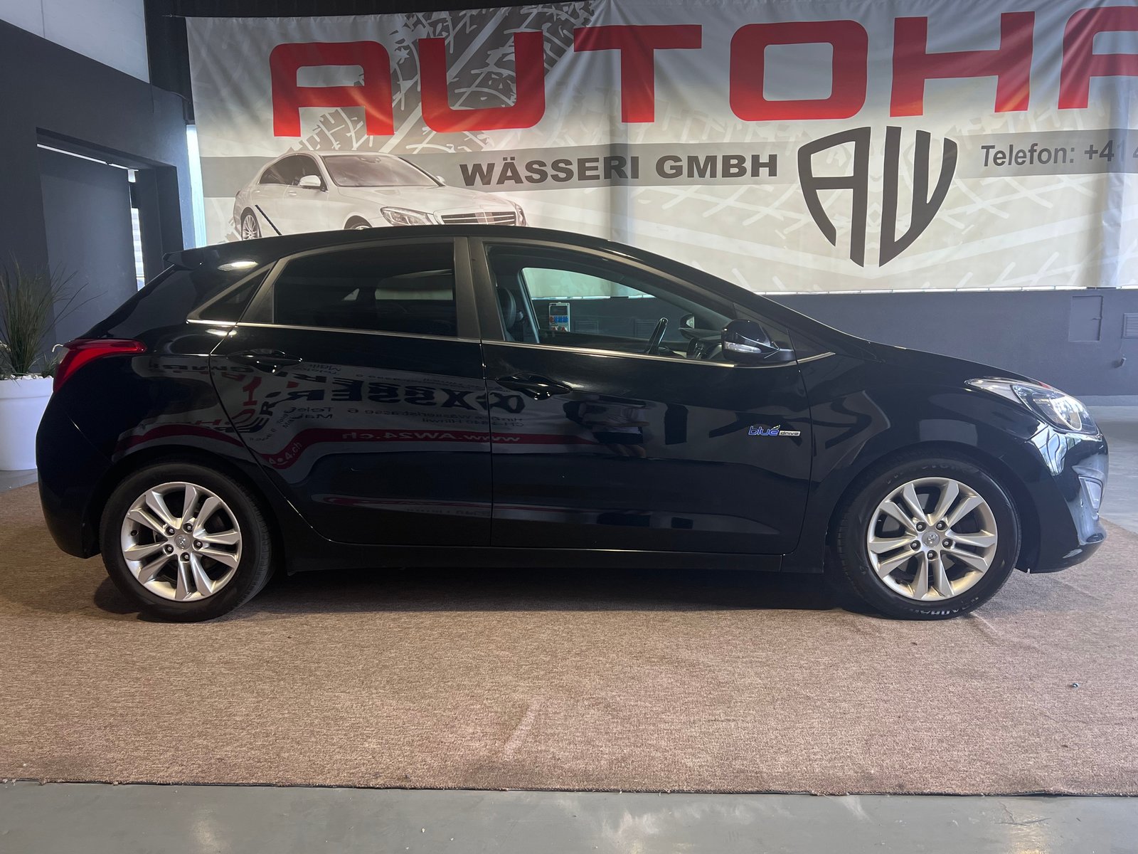 HYUNDAI i30 1.6 CRDi Style, Diesel, Second hand / Used, Manual - 2