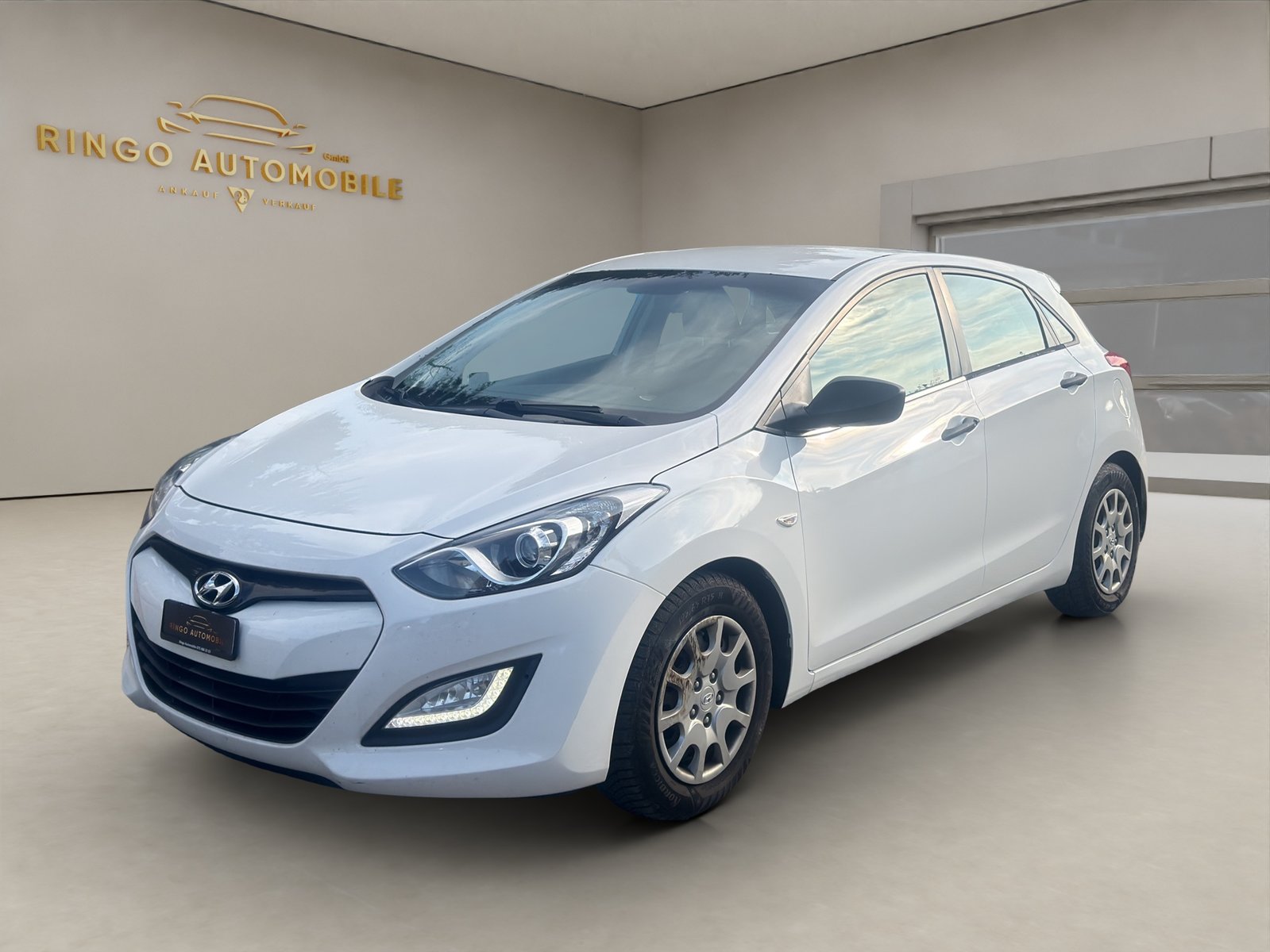 HYUNDAI i30 1.4 CRDI, Diesel, Occasion / Utilisé, Manuelle - 3
