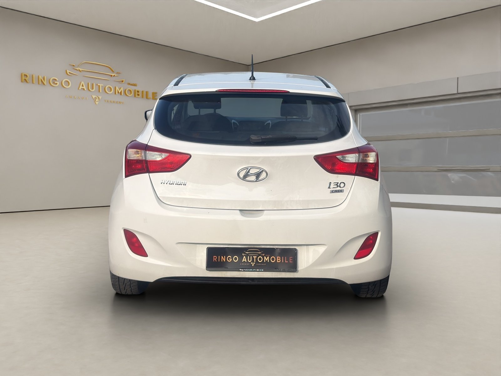 HYUNDAI i30 1.4 CRDI, Diesel, Occasion / Utilisé, Manuelle - 6