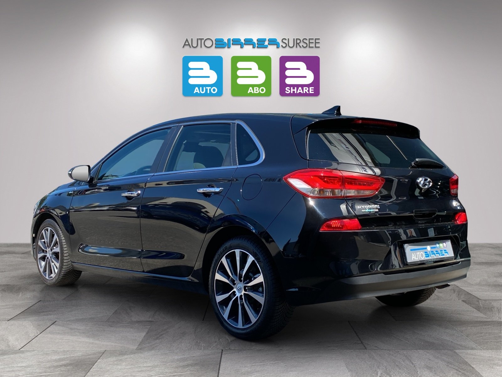 HYUNDAI i30 1.4 T-GDi Launch, Benzin, Occasion / Gebraucht, Automatik - 7