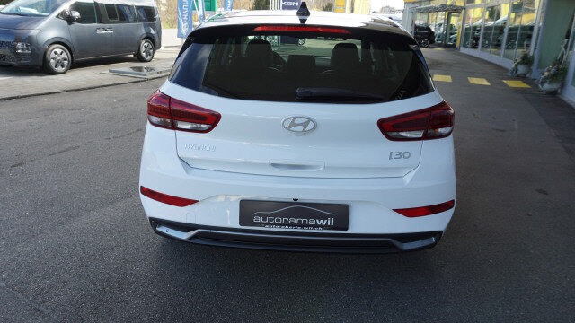 HYUNDAI i30 1.5 T-GDi Vertex DCT, Second hand / Used, Automatic - 6