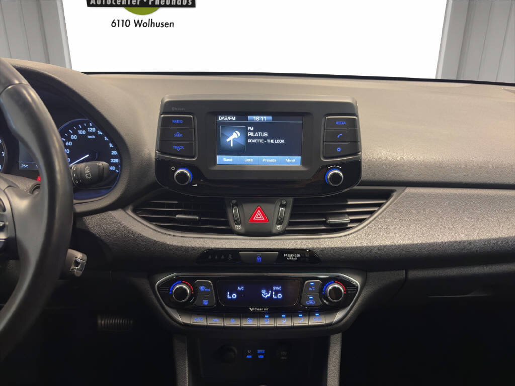 HYUNDAI i30 1.4 T-GDi Launch, Benzina, Occasioni / Usate, Automatico - 6