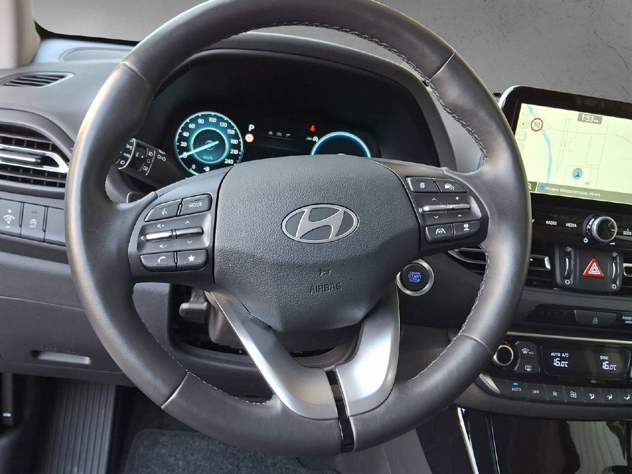 HYUNDAI i30 1.5 T-GDi Vertex, Mild-Hybrid Benzin/Elektro, Occasion / Gebraucht, Automatik - 7
