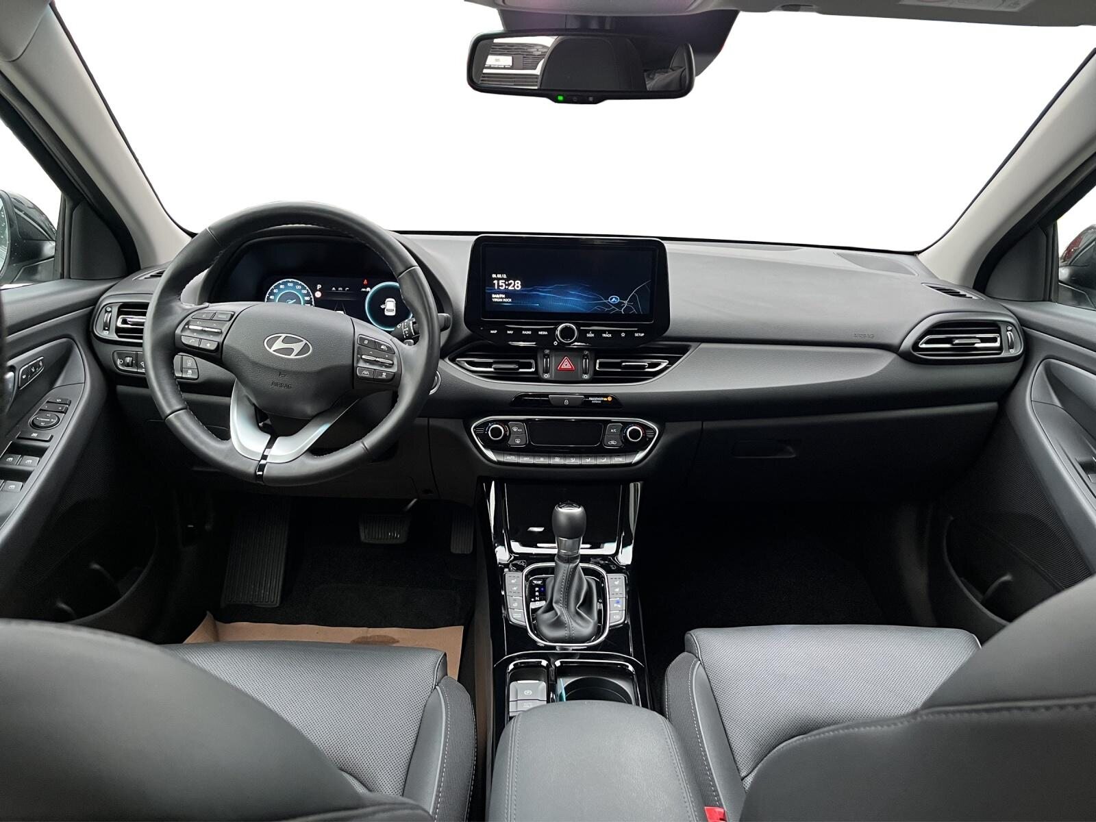 HYUNDAI i30 1.5 T-GDi Vertex, Mild-Hybrid Petrol/Electric, Second hand / Used, Automatic - 5