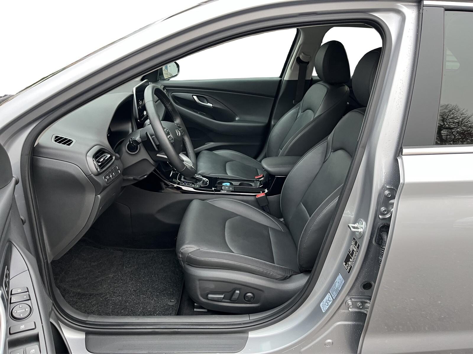 HYUNDAI i30 1.5 T-GDi Vertex, Mild-Hybrid Petrol/Electric, Second hand / Used, Automatic - 6
