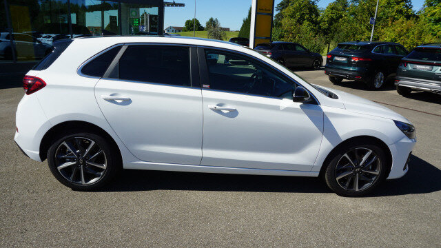 HYUNDAI i30 1.5 T-GDi Vertex DCT, Second hand / Used, Automatic - 5