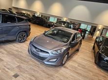 HYUNDAI i30 1.4 Comfort frisch ab MFK, Essence, Occasion / Utilisé, Manuelle - 2