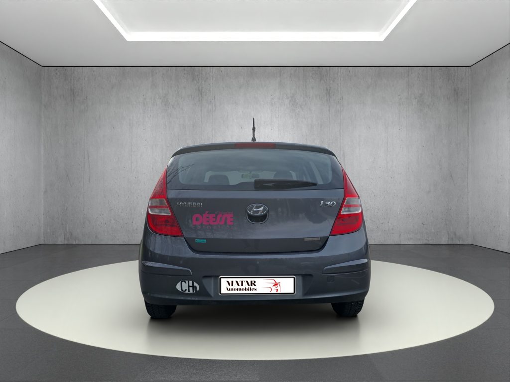 HYUNDAI I30 1.6 Style, Essence, Occasion / Utilisé, Manuelle - 5