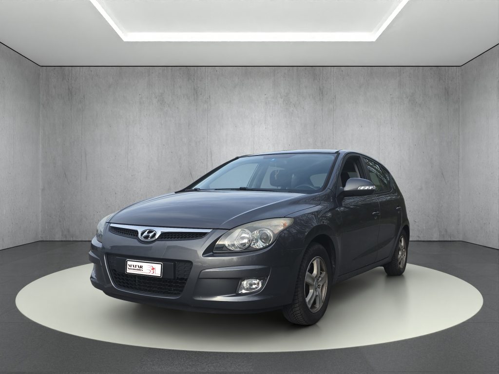 HYUNDAI I30 1.6 Style, Essence, Occasion / Utilisé, Manuelle - 3