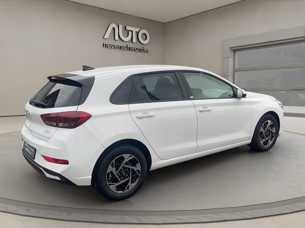 HYUNDAI i30 1.5 T-GDi Amplia, Hybride Leggero Benzina/Elettrica, Auto dimostrativa, Automatico - 5