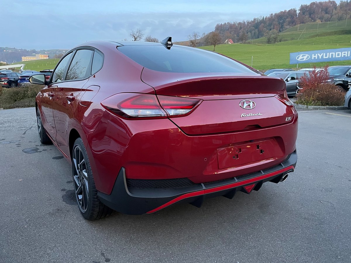 HYUNDAI i30 Fastback 1.5 T-GDi N Line Exclusive 48V MH DCT, Benzin, Vorführwagen, Automatik - 2
