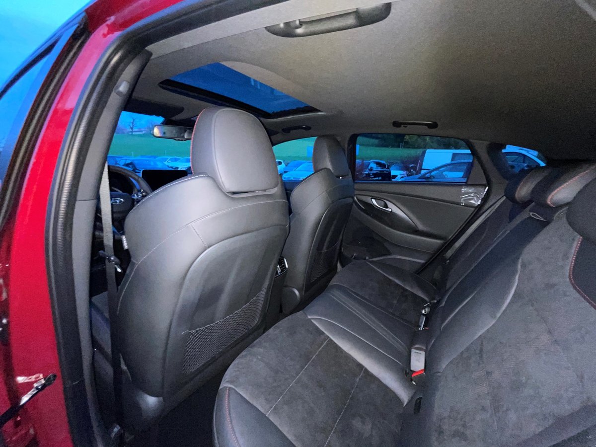 HYUNDAI i30 Fastback 1.5 T-GDi N Line Exclusive 48V MH DCT, Benzin, Vorführwagen, Automatik - 5