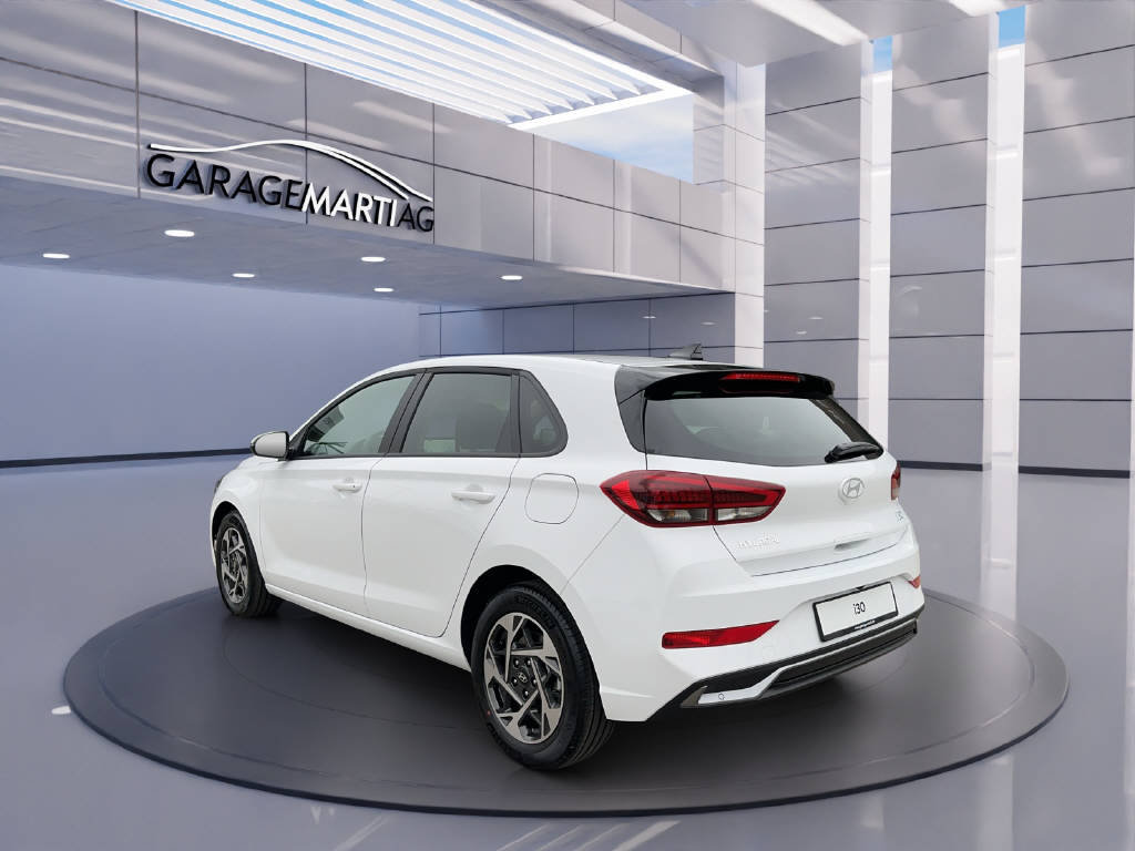 HYUNDAI i30 1.5 T-GDi Amplia, Hybride Léger Essence/Électricité, Voiture de démonstration, Automatique - 4