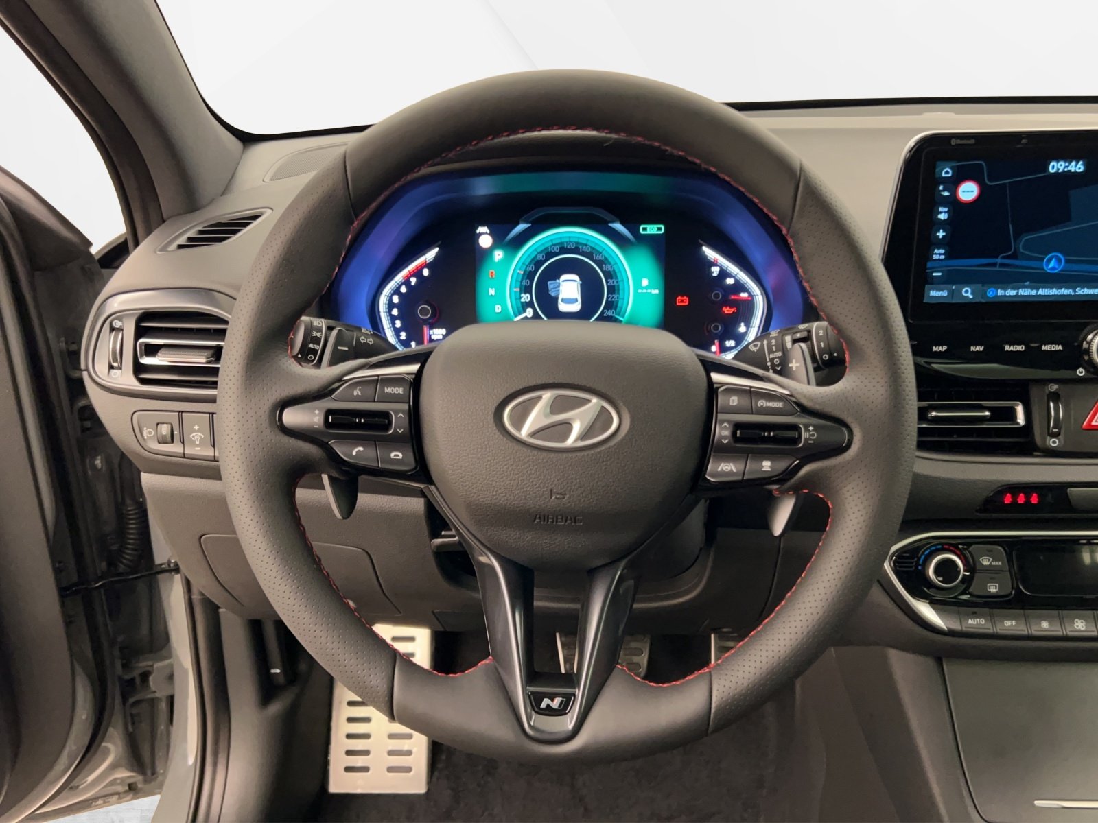 HYUNDAI i30 1.5 T-GDi N-Line LUX.pack, Mild-Hybrid Benzin/Elektro, Vorführwagen, Automatik - 6