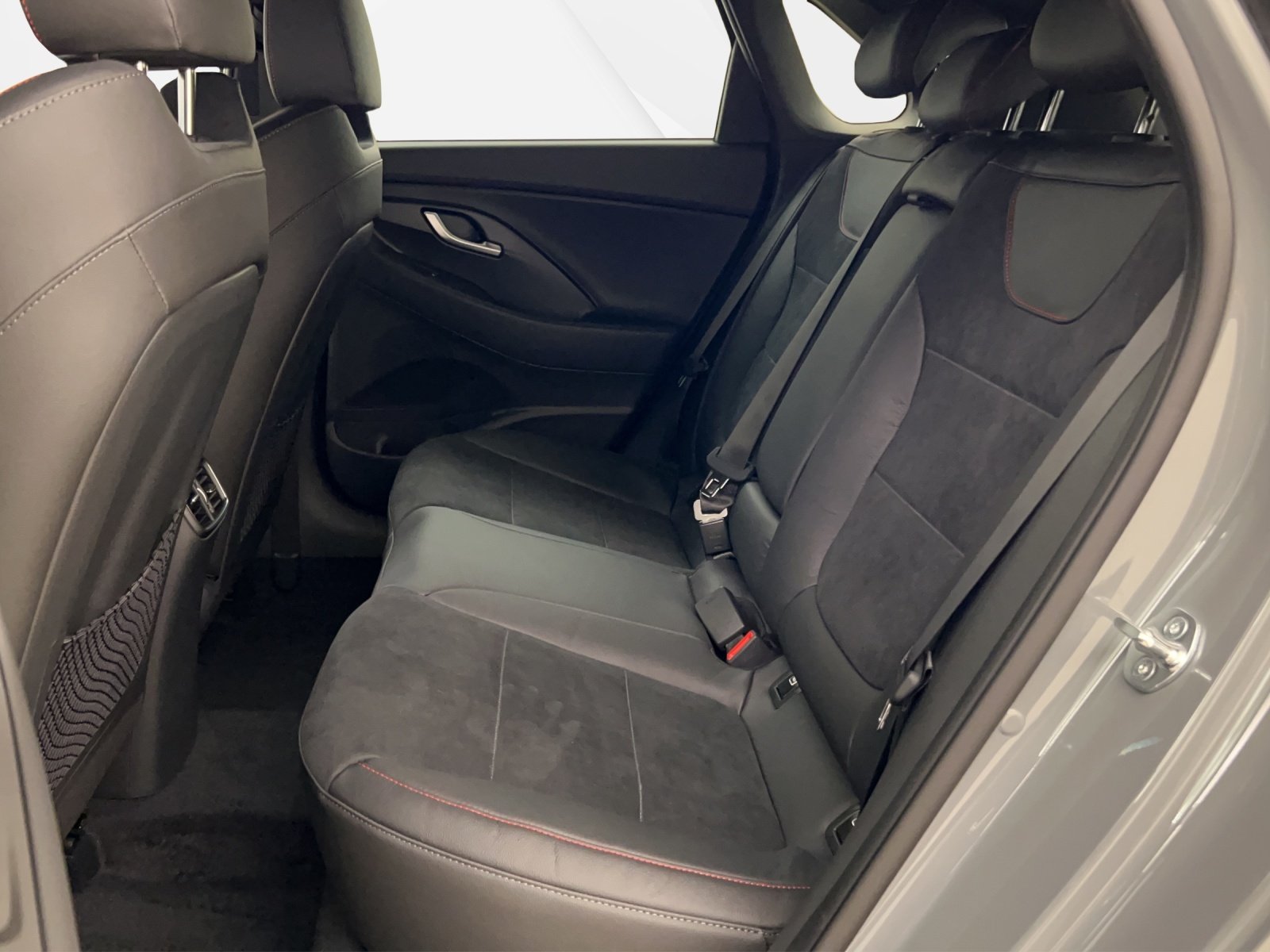 HYUNDAI i30 1.5 T-GDi N-Line LUX.pack, Mild-Hybrid Benzin/Elektro, Vorführwagen, Automatik - 7