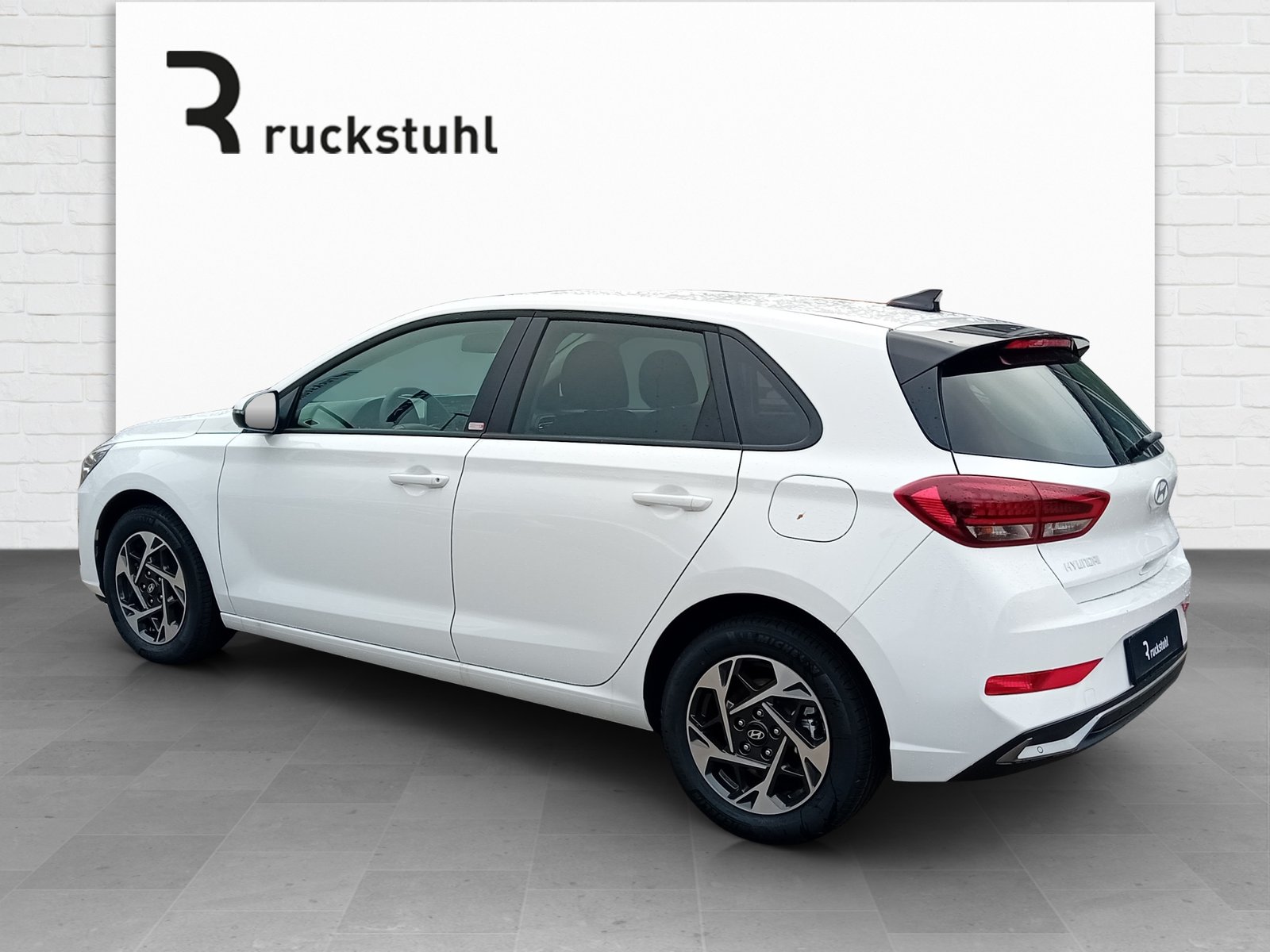 HYUNDAI i30 1.5 T-GDi Amplia, Hybride Léger Essence/Électricité, Voiture de démonstration, Automatique - 4