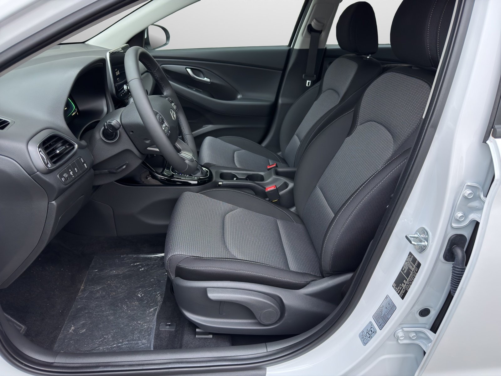 HYUNDAI i30 1.5 T-GDi Origo, Mild-Hybrid Benzin/Elektro, Vorführwagen, Automatik - 5
