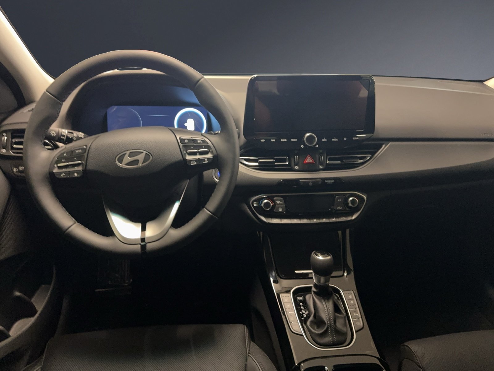 HYUNDAI i30 1.5 T-GDi Vertex DCT, Mild-Hybrid Benzin/Elektro, Vorführwagen, Automatik - 6