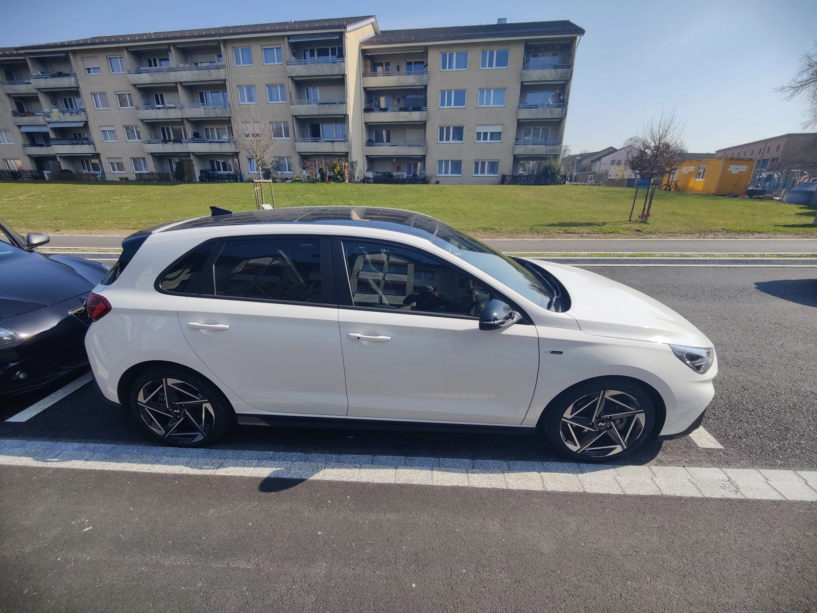HYUNDAI i30 Fastback 1.5 T-GDi N-Line, Full-Hybrid Petrol/Electric, Ex-demonstrator, Manual - 2