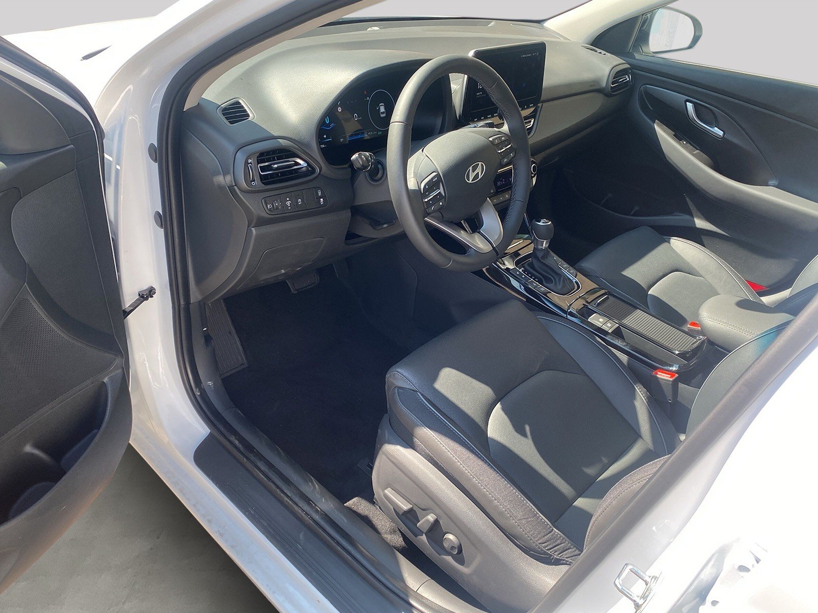 HYUNDAI i30 1.5 T-GDi Vertex 48V MH DCT, Mild-Hybrid Petrol/Electric, Ex-demonstrator, Automatic - 5