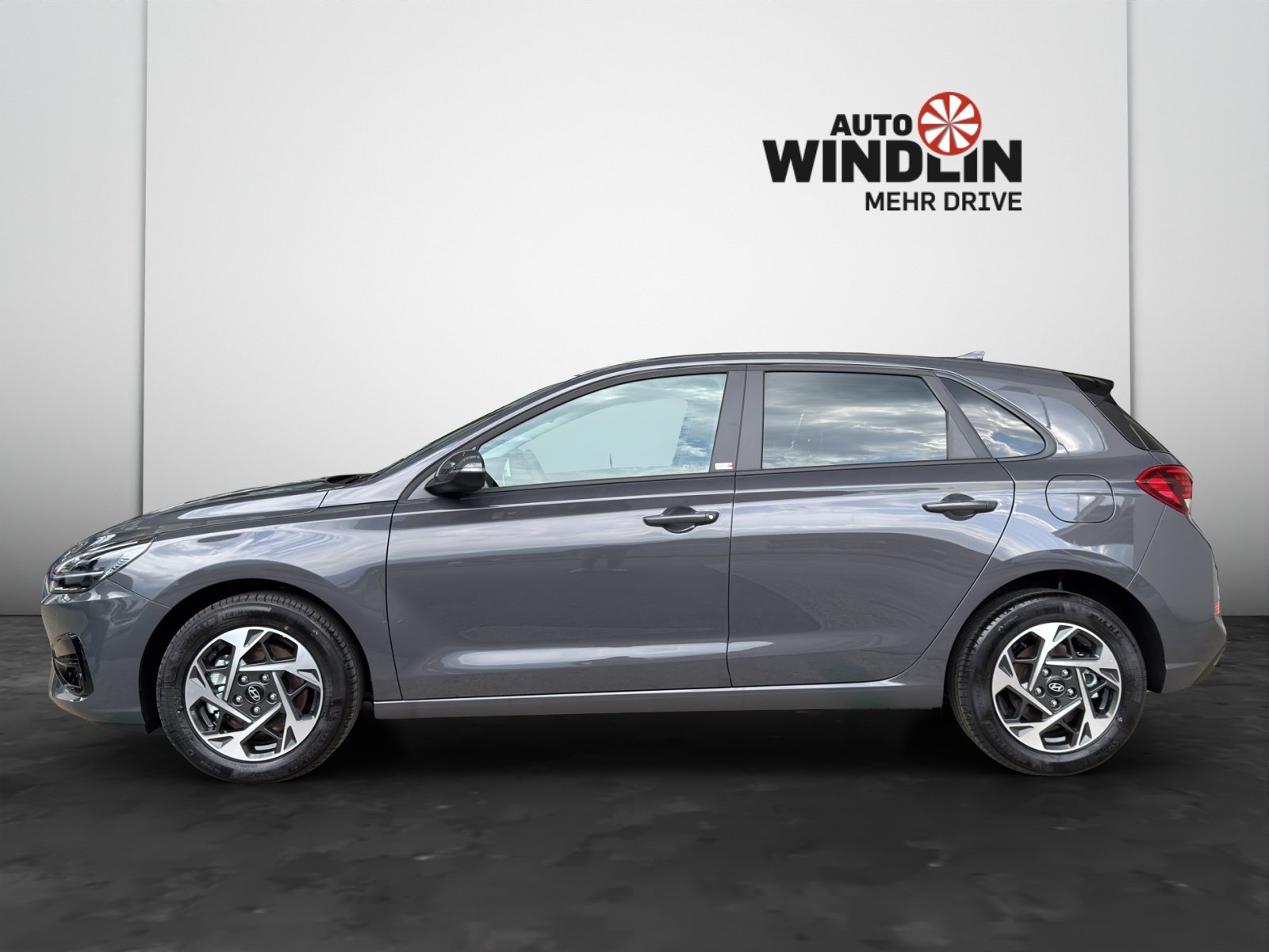 HYUNDAI i30 1.6 T-GDi Amplia, Mild-Hybrid Petrol/Electric, Ex-demonstrator, Automatic - 3